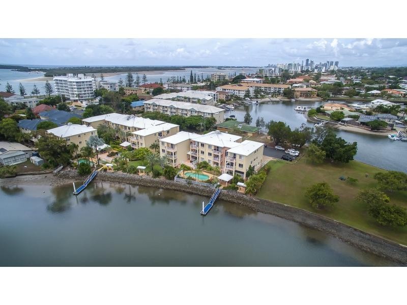 25/11-19 Taylor Street, Biggera Waters QLD 4216