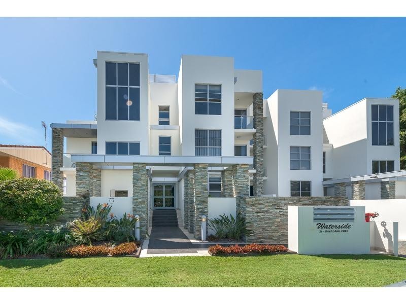 4/27-29 Madang Crescent, Runaway Bay QLD 4216