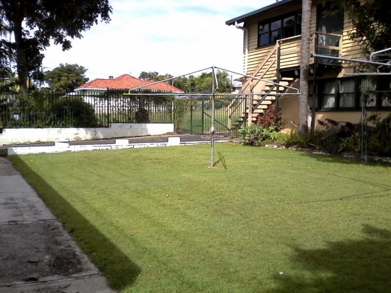 1/4 Marine Parade, Southport QLD 4215