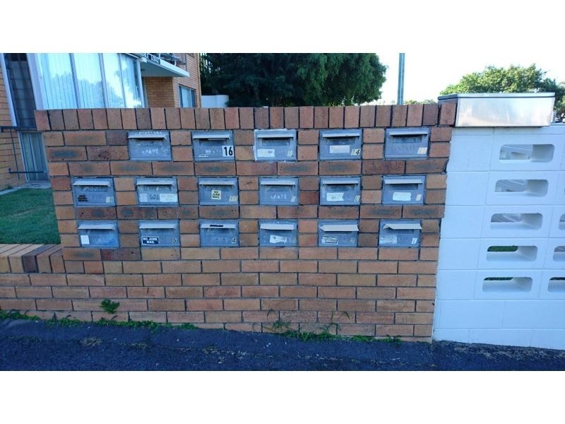 1/4 Marine Parade, Southport QLD 4215