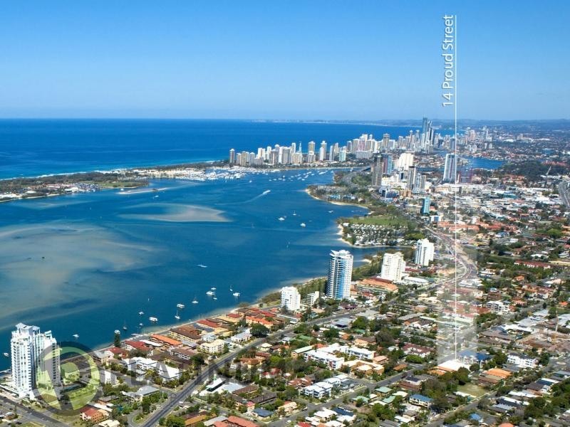 2/14 Proud Street, Labrador QLD 4215