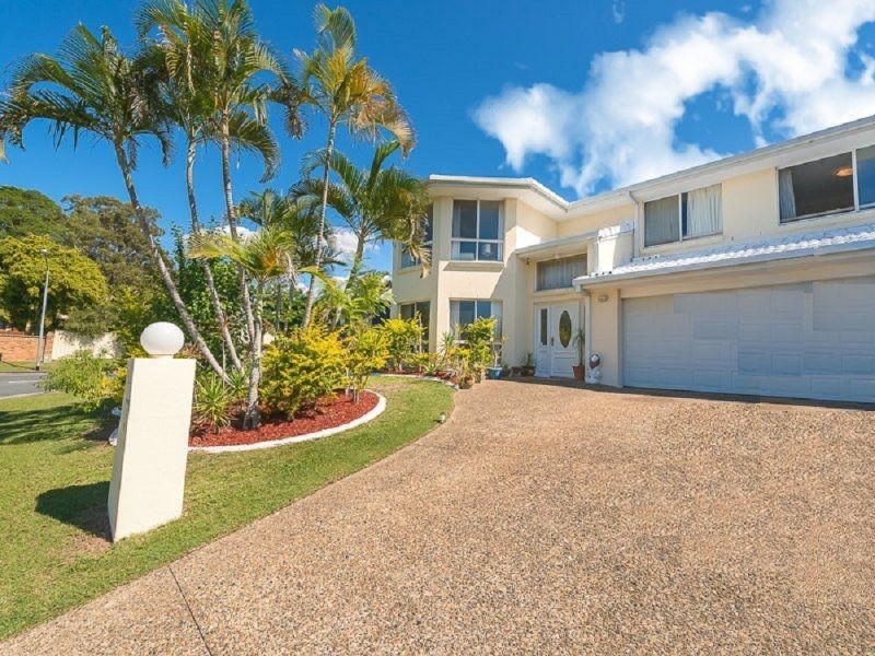 2 Camelot Crescent, Hollywell QLD 4216