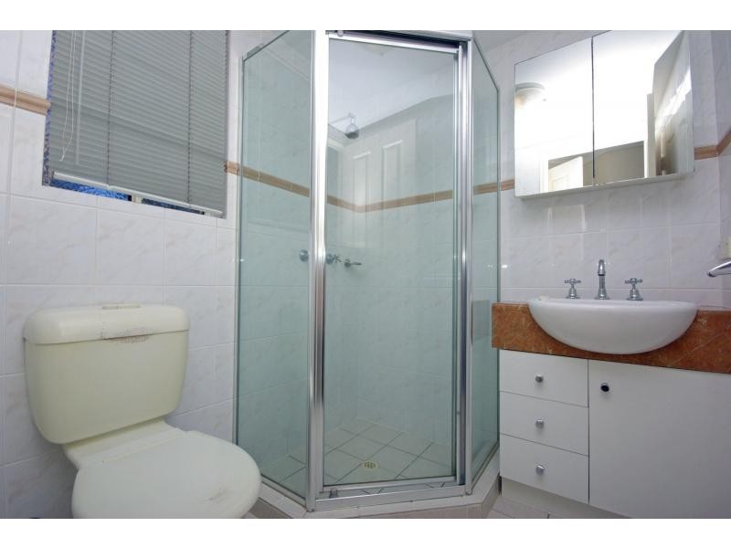 3/89 Bayview Street, Runaway Bay QLD 4216