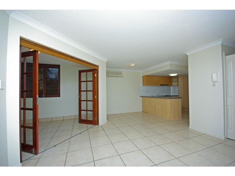 3/89 Bayview Street, Runaway Bay QLD 4216