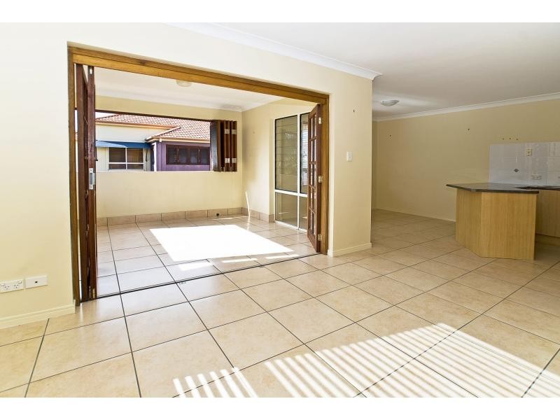 3/89 Bayview Street, Runaway Bay QLD 4216