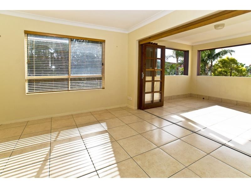 3/89 Bayview Street, Runaway Bay QLD 4216