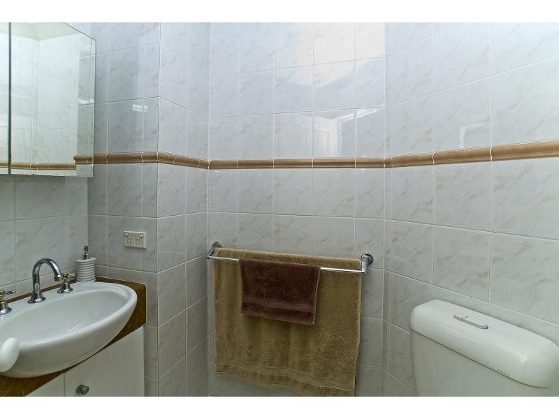 15/89 Bayview Street, Runaway Bay QLD 4216