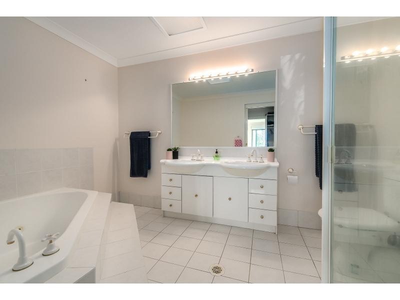 22/3 Lee Road, MARINER QUAYS, Runaway Bay QLD 4216