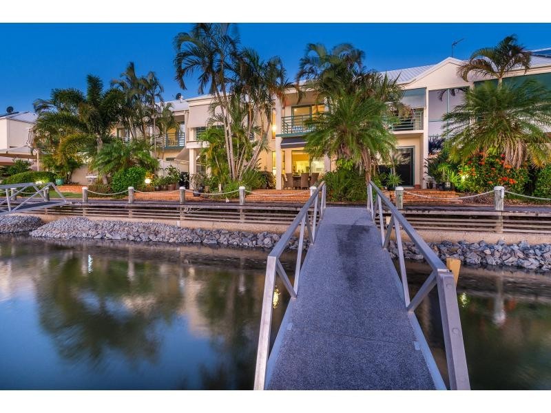 22/3 Lee Road, MARINER QUAYS, Runaway Bay QLD 4216