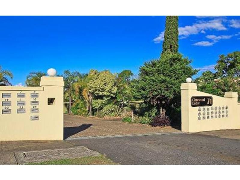 8/71 Olsen Avenue, Labrador QLD 4215