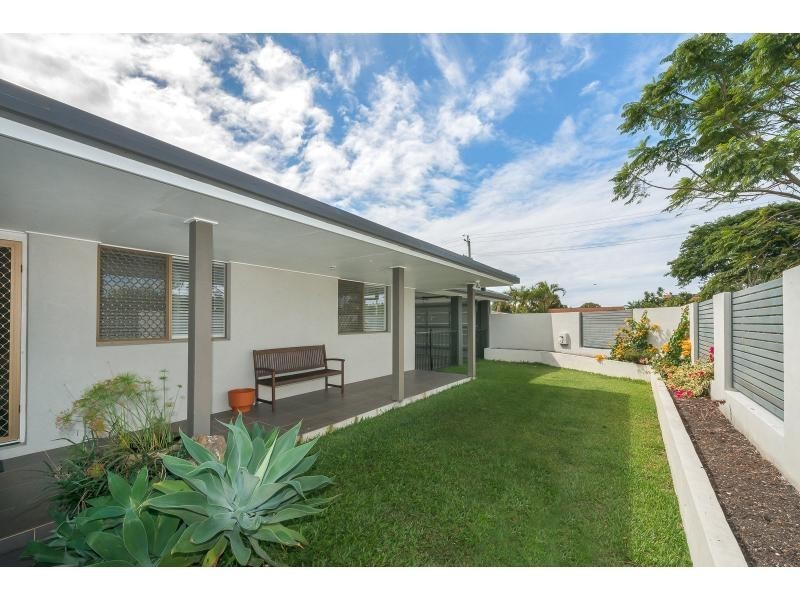 32 Jacaranda Avenue, Hollywell QLD 4216