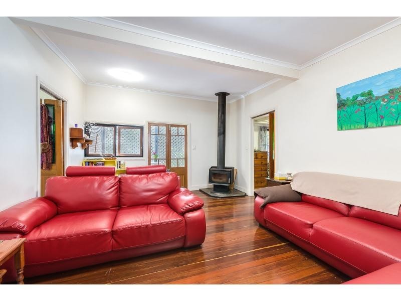 18 Monte Street, Tamborine Mountain QLD 4272