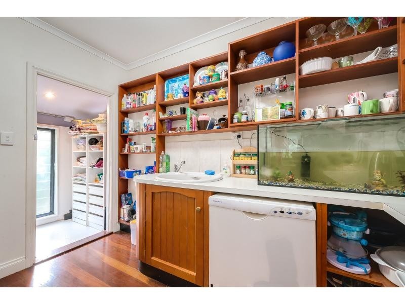 18 Monte Street, Tamborine Mountain QLD 4272
