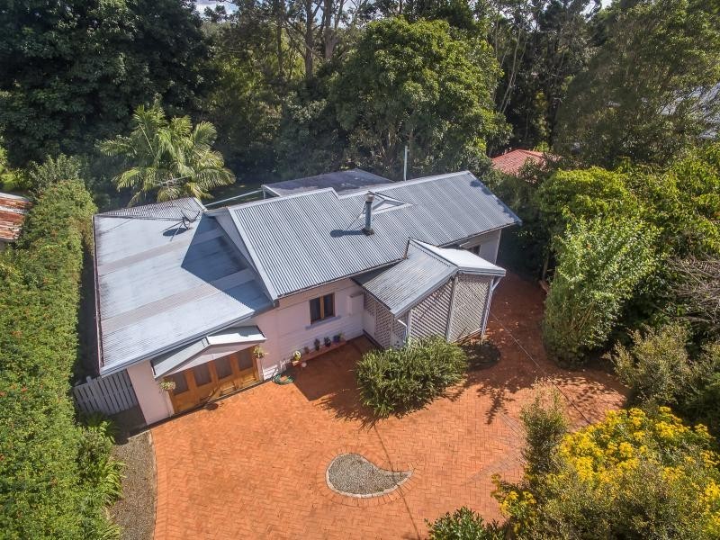 18 Monte Street, Tamborine Mountain QLD 4272