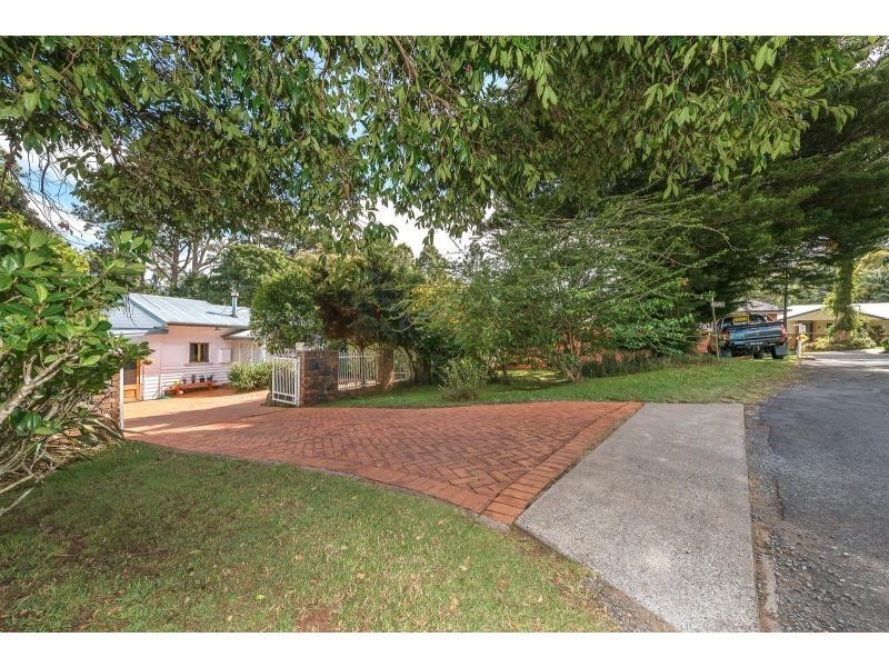 18 Monte Street, Tamborine Mountain QLD 4272