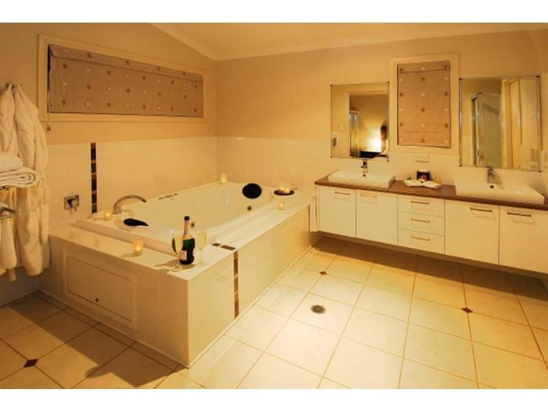 322 Main Western Road, Tamborine Mountain QLD 4272