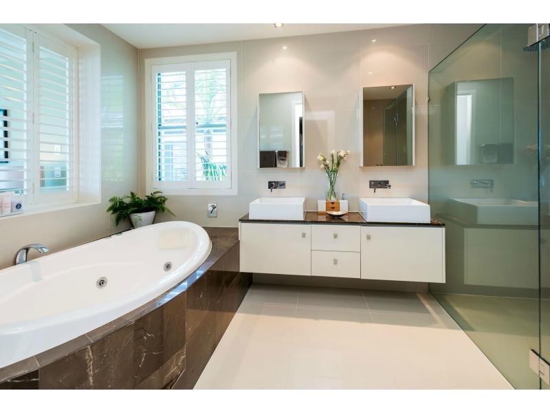 6 Kensington Mews, Sovereign Islands QLD 4216