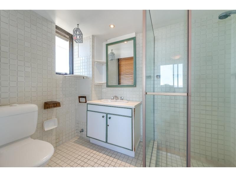 25/54 Hooker Boulevard, Mermaid Waters QLD 4218