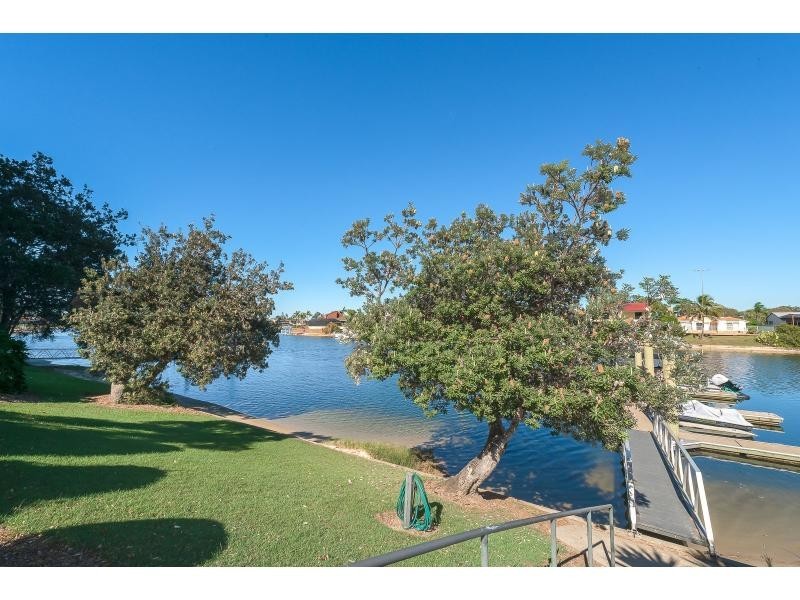 25/54 Hooker Boulevard, Mermaid Waters QLD 4218