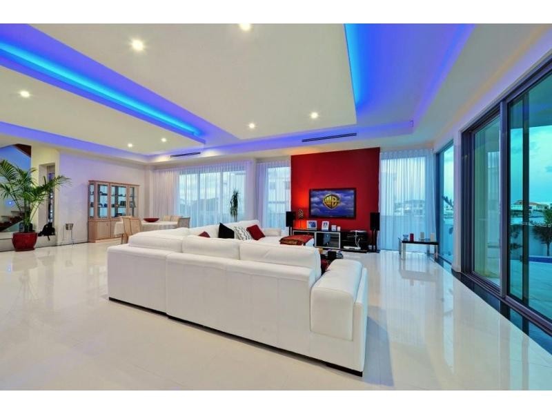 63 The Sovereign Mile, Sovereign Islands QLD 4216