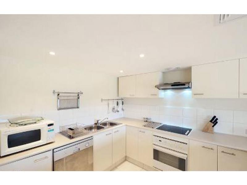 2004/6 Crestridge Crescent, Oxenford QLD 4210