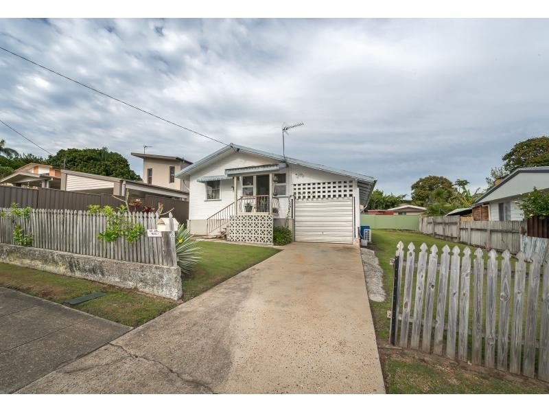 18 Allden Avenue, Labrador QLD 4215