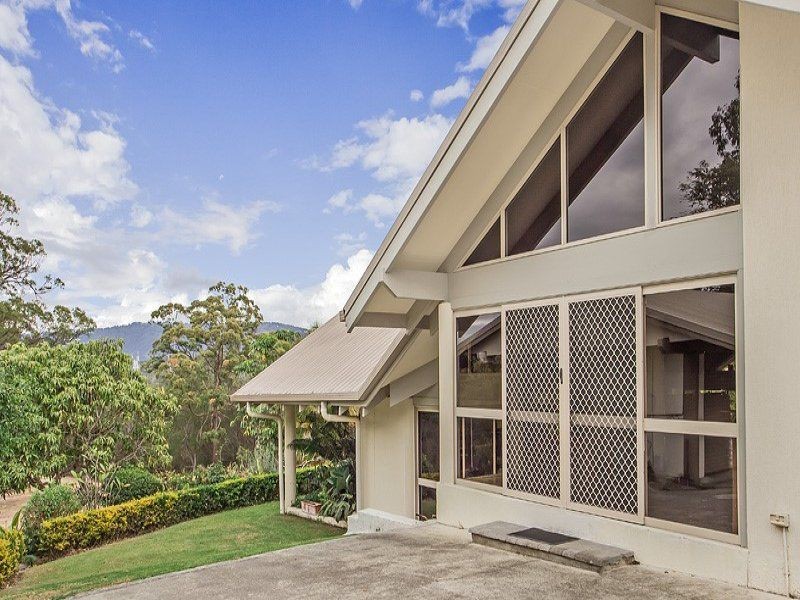 30 Holyrood Road, Maudsland QLD 4210