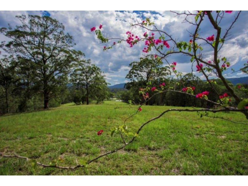 30 Holyrood Road, Maudsland QLD 4210