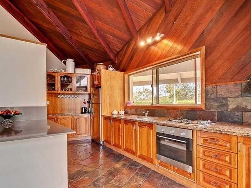 30 Holyrood Road, Maudsland QLD 4210