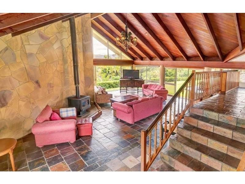 30 Holyrood Road, Maudsland QLD 4210