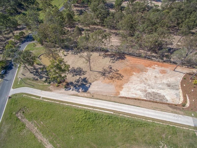 42 Holyrood Road, Maudsland QLD 4210