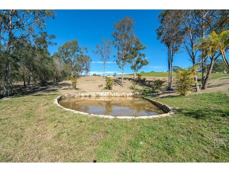 42 Holyrood Road, Maudsland QLD 4210