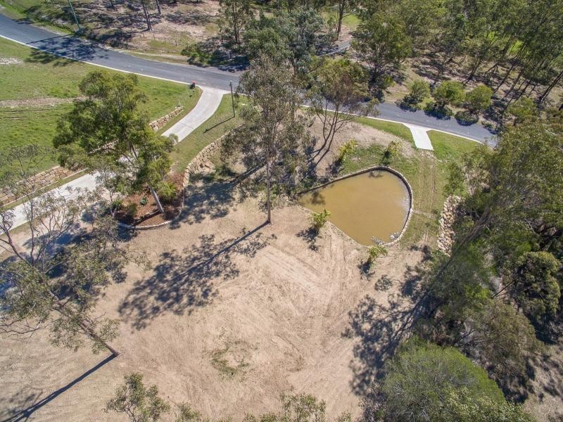 42 Holyrood Road, Maudsland QLD 4210