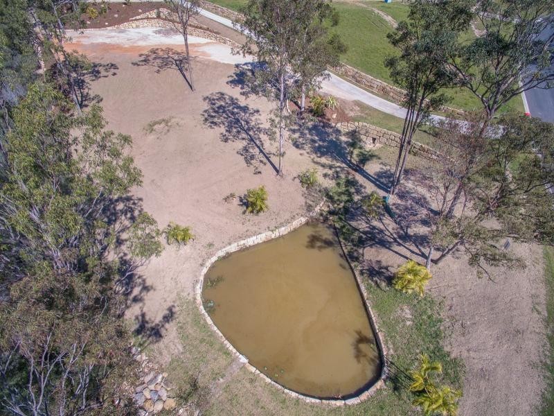 42 Holyrood Road, Maudsland QLD 4210