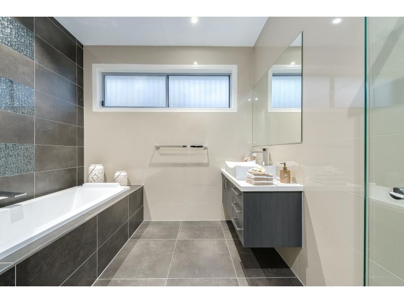 31 Velox Circuit, Upper Coomera QLD 4209