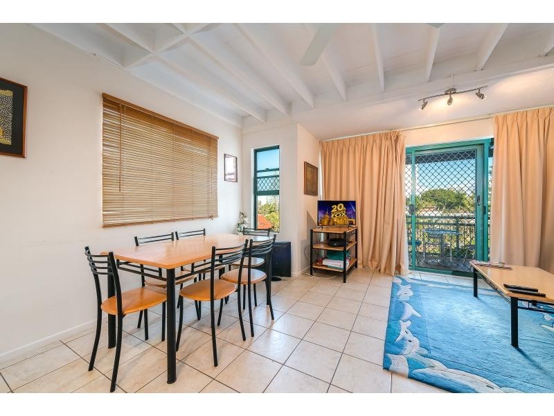 14/7-9 Robert Street, Labrador QLD 4215