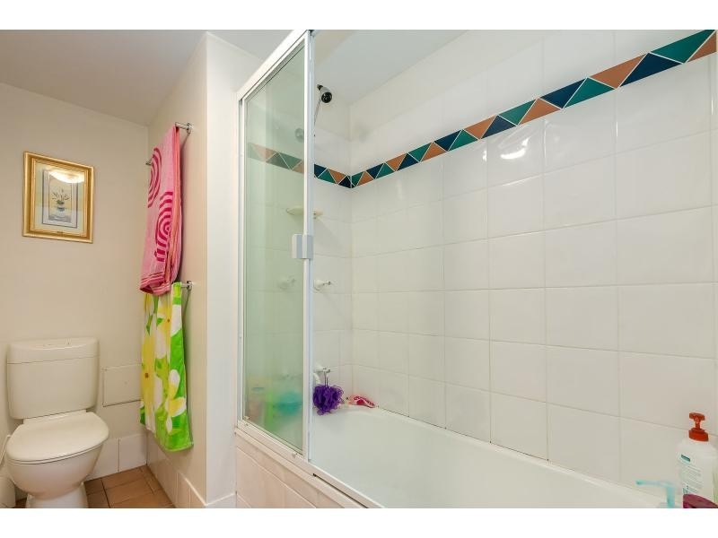 14/7-9 Robert Street, Labrador QLD 4215