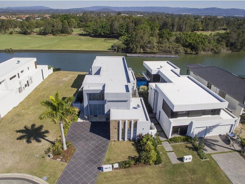 7620 Fairway Boulevard, Hope Island QLD 4212