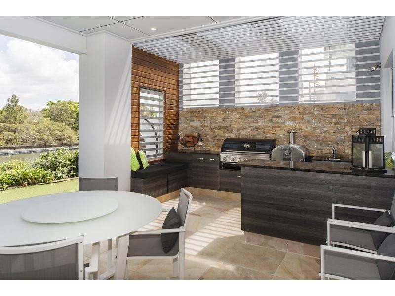 7620 Fairway Boulevard, Hope Island QLD 4212