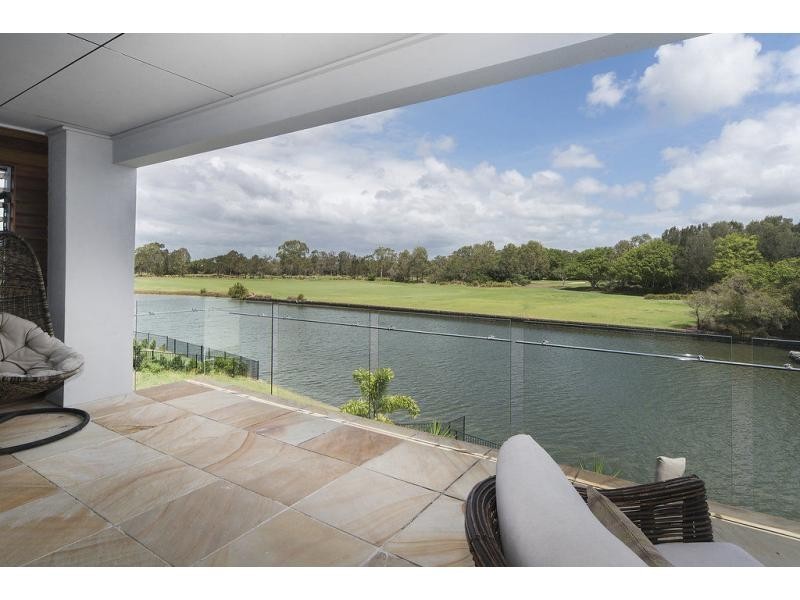 7620 Fairway Boulevard, Hope Island QLD 4212