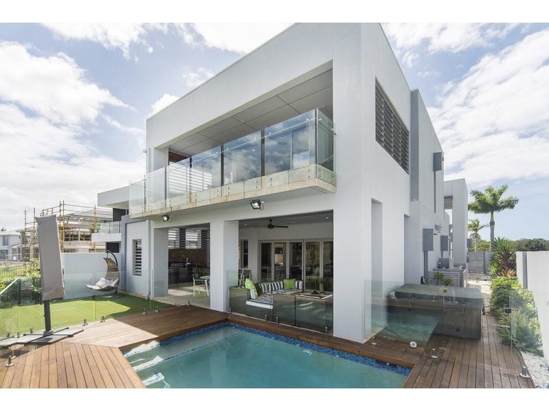 7620 Fairway Boulevard, Hope Island QLD 4212