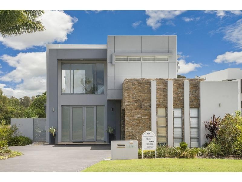7620 Fairway Boulevard, Hope Island QLD 4212