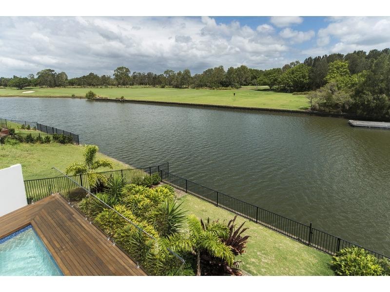 7620 Fairway Boulevard, Hope Island QLD 4212