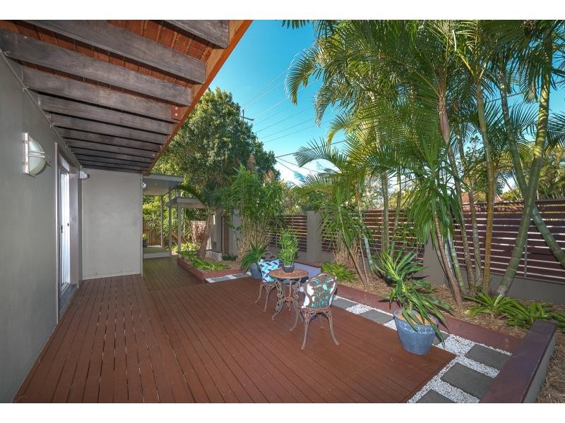 98 Turpin Road, Labrador QLD 4215