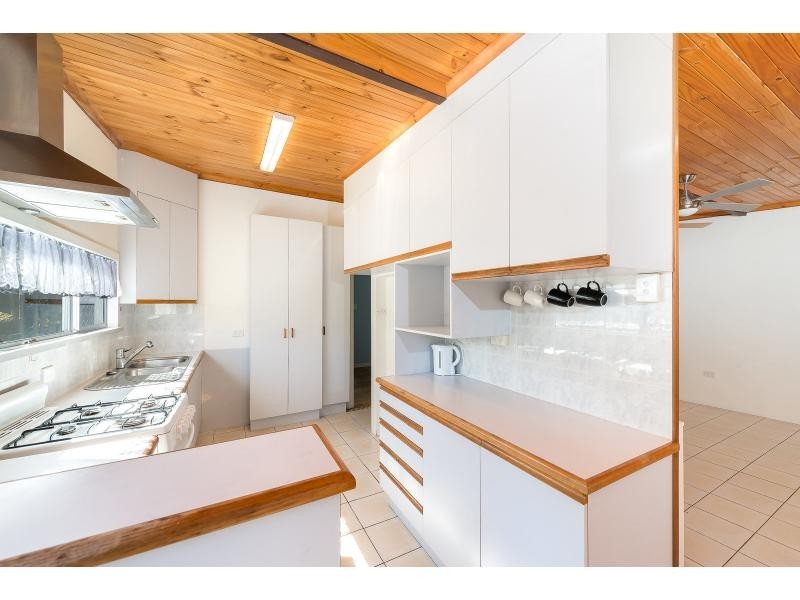 67 Turpin Road, Labrador QLD 4215