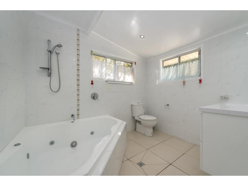 67 Turpin Road, Labrador QLD 4215