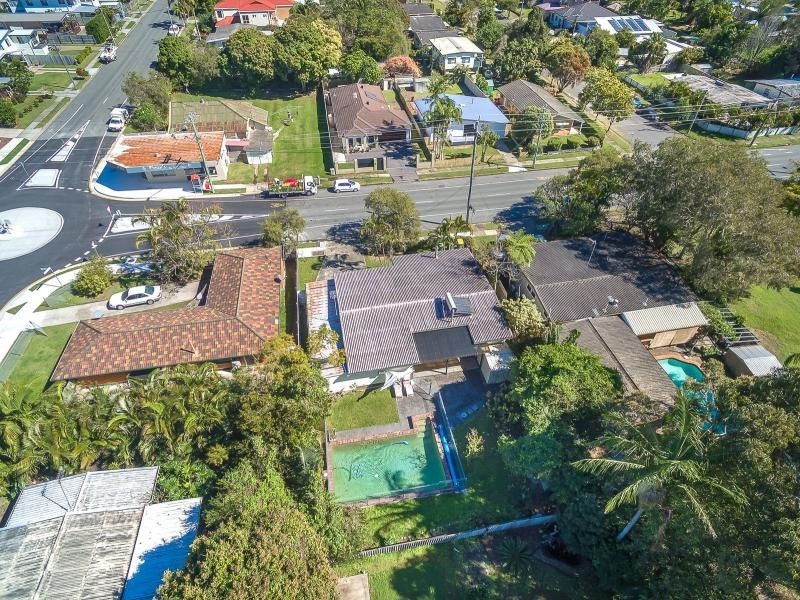 67 Turpin Road, Labrador QLD 4215