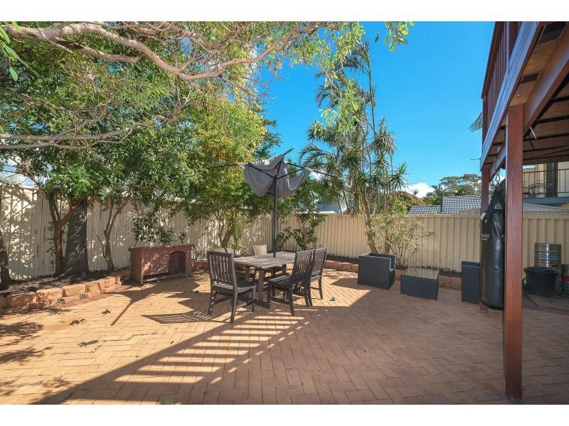 2/54 Markham Avenue, Runaway Bay QLD 4216