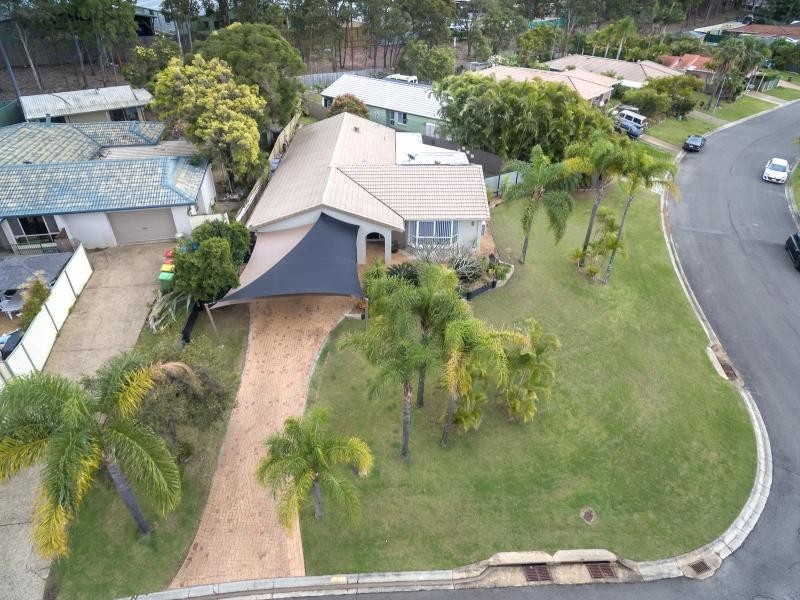 8 Fadden Close, Arundel QLD 4214