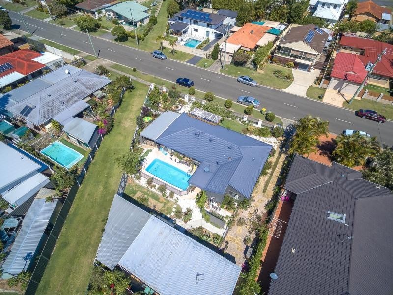 15 Sunbird Avenue, Paradise Point QLD 4216